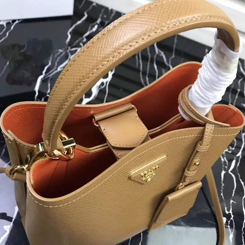 Pra*a bags 1907bp0020