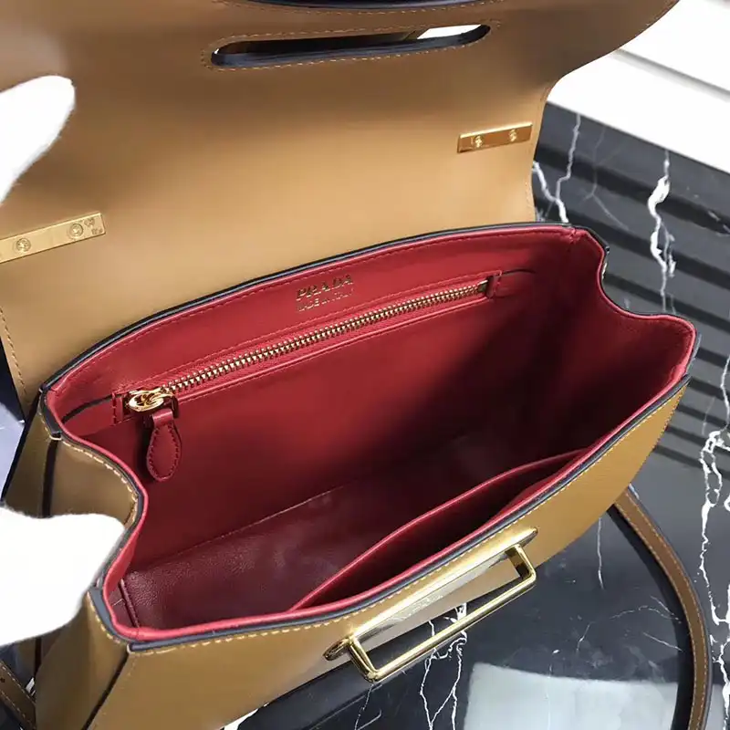 Pra*a bags 1907bp0036