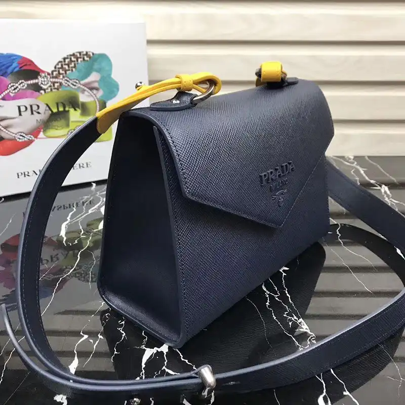 Pra*a bags 1907bp0049