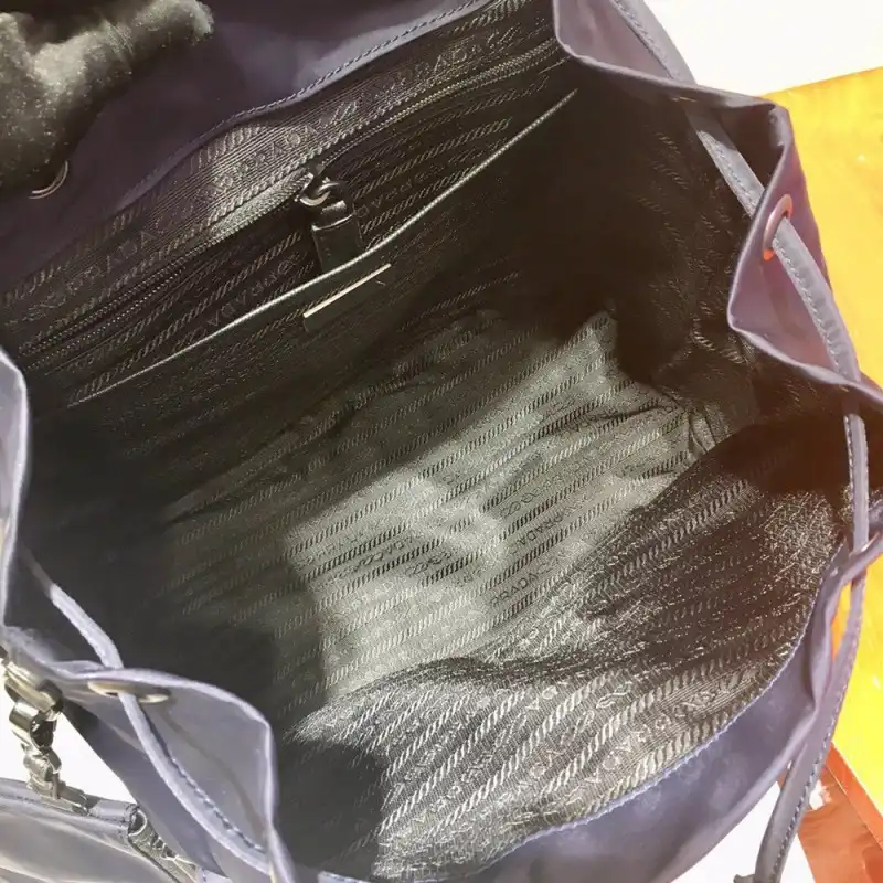 Pra*a bags 1910bb0001