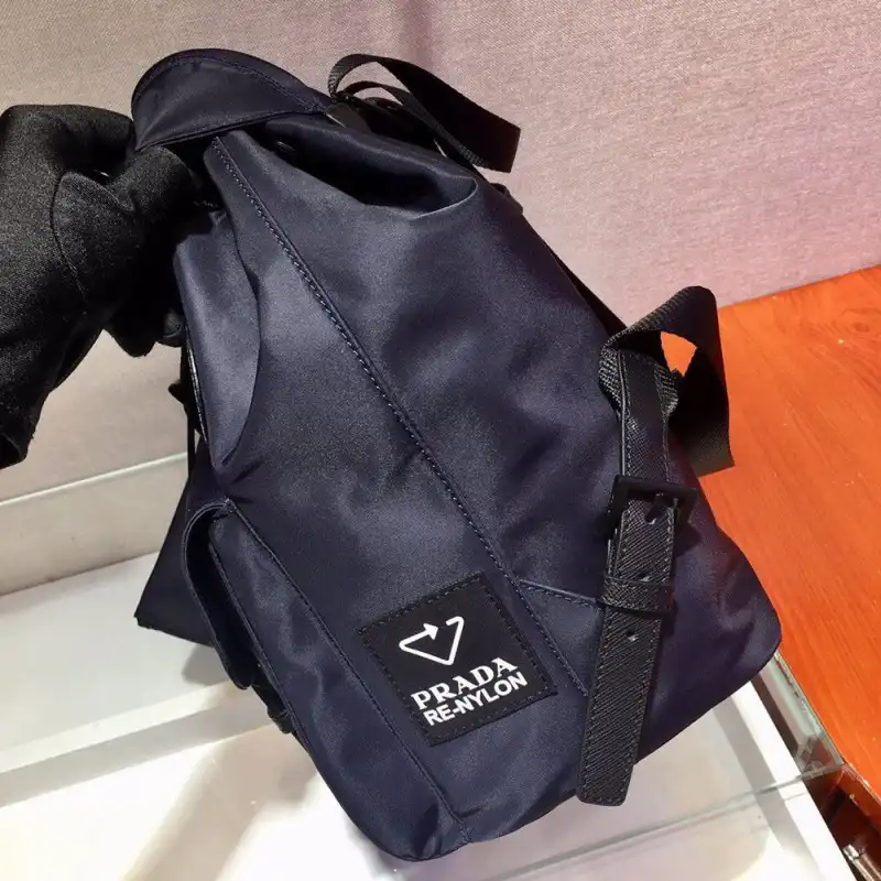 Pra*a bags 1910bb0004