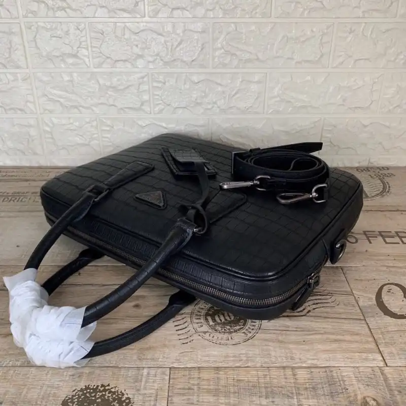 Pra*a bags 1910bb0029