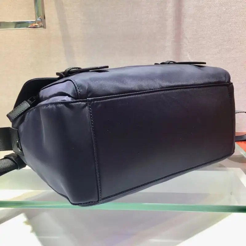 Pra*a bags 1910bb0057