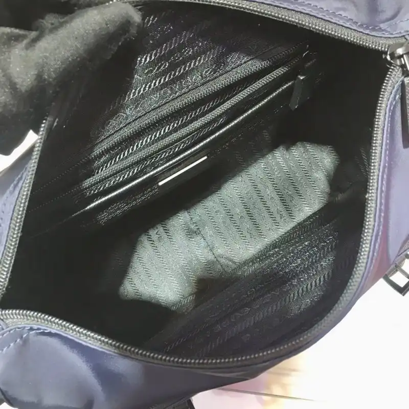 Pra*a bags 1910bb0057