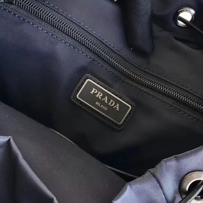 Pra*a bags 1910bb0064