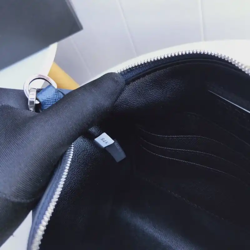 Pra*a bags 1910bb0072