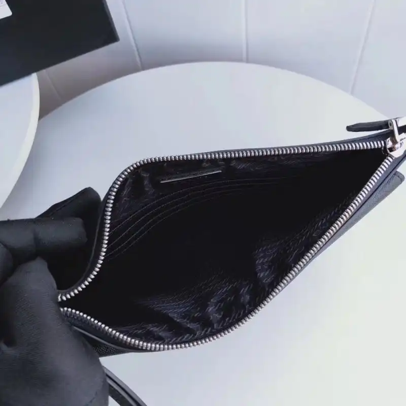 Pra*a bags 1910bb0074