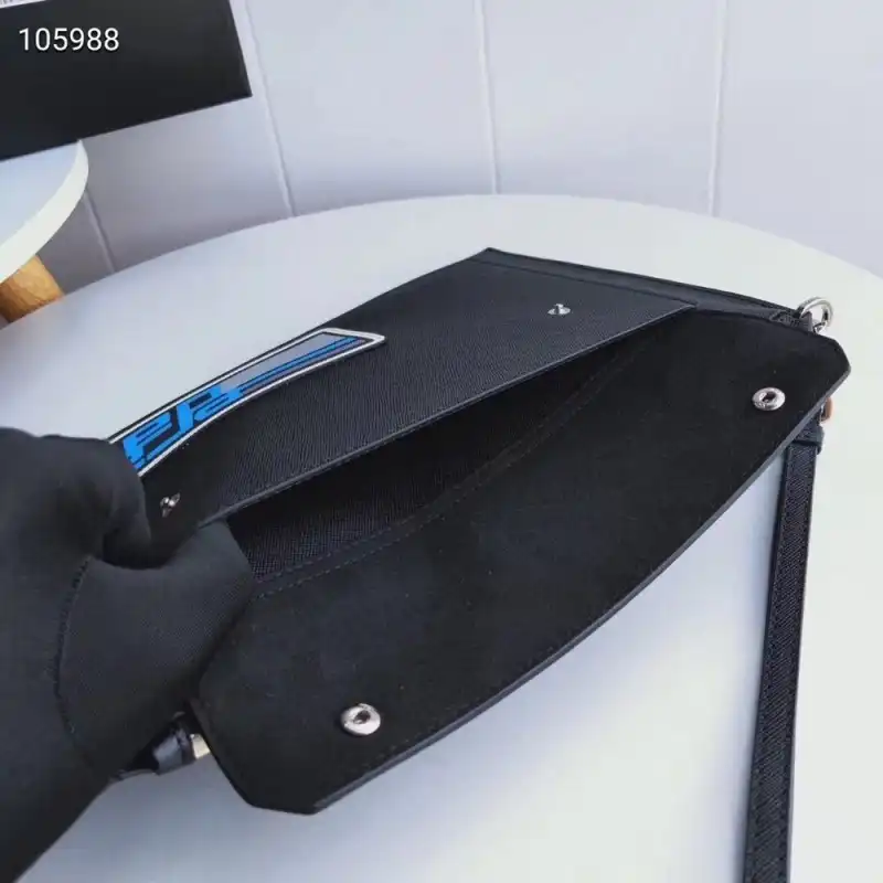 Pra*a bags 1910bb0075