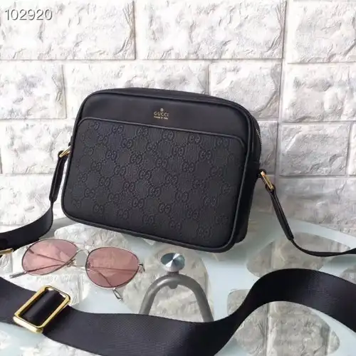 G*u*i bags 1910bb0095