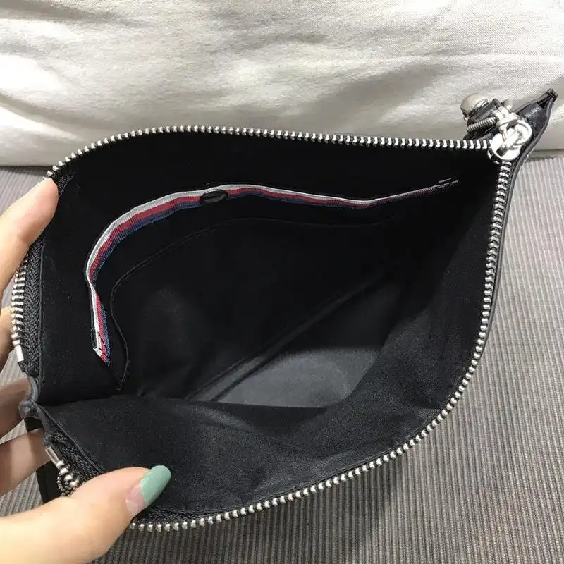 ale*d*r M*Q*en bags 1917m0005