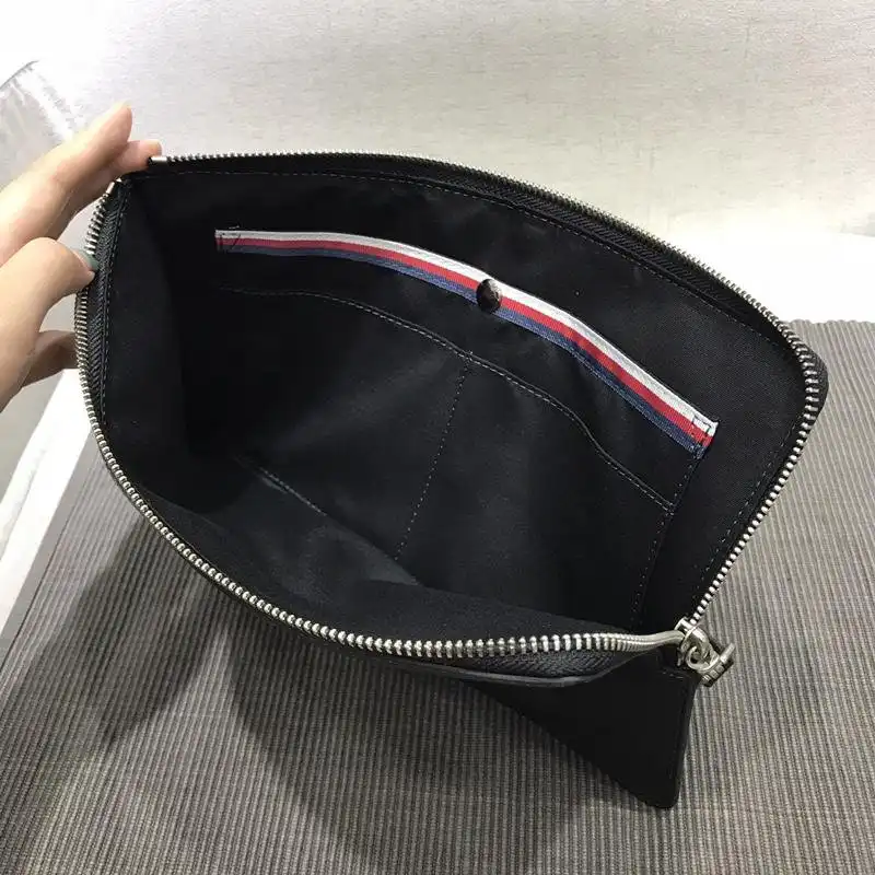 ale*d*r M*Q*en bags 1917m0006