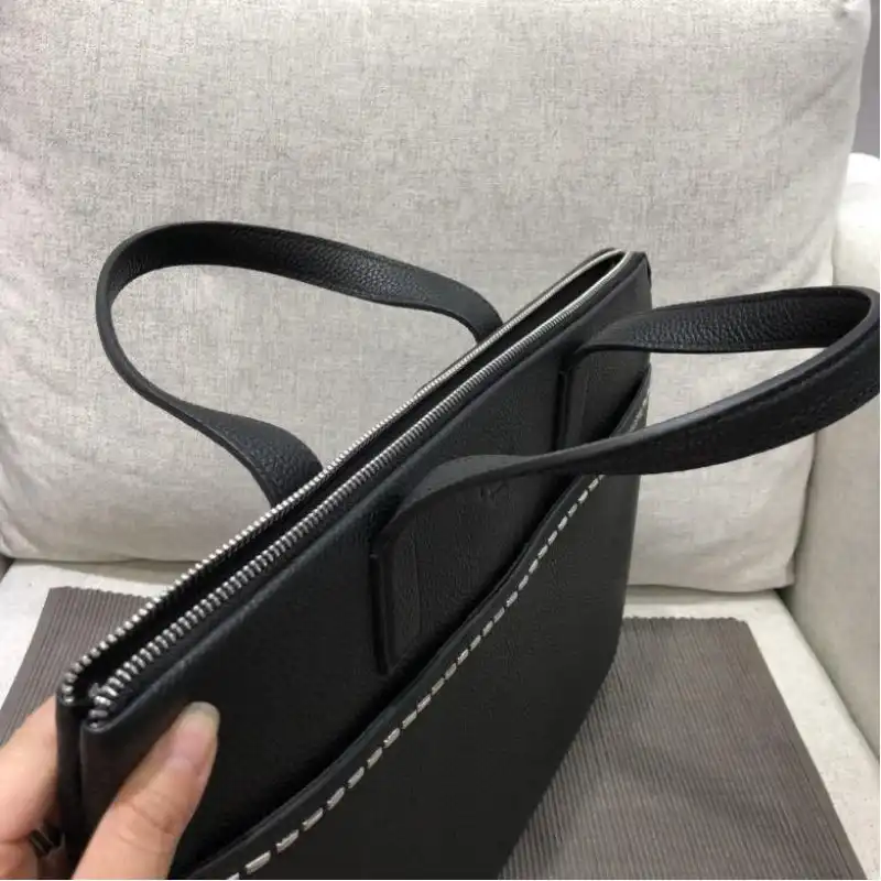 F**di bags 1917m0037