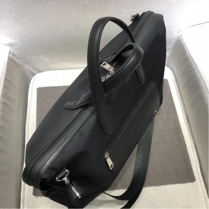 F**di bags 1917m0047