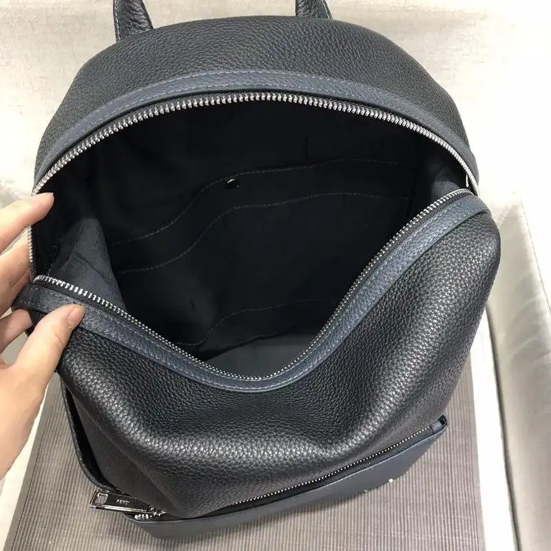 F**di bags 1917m0059