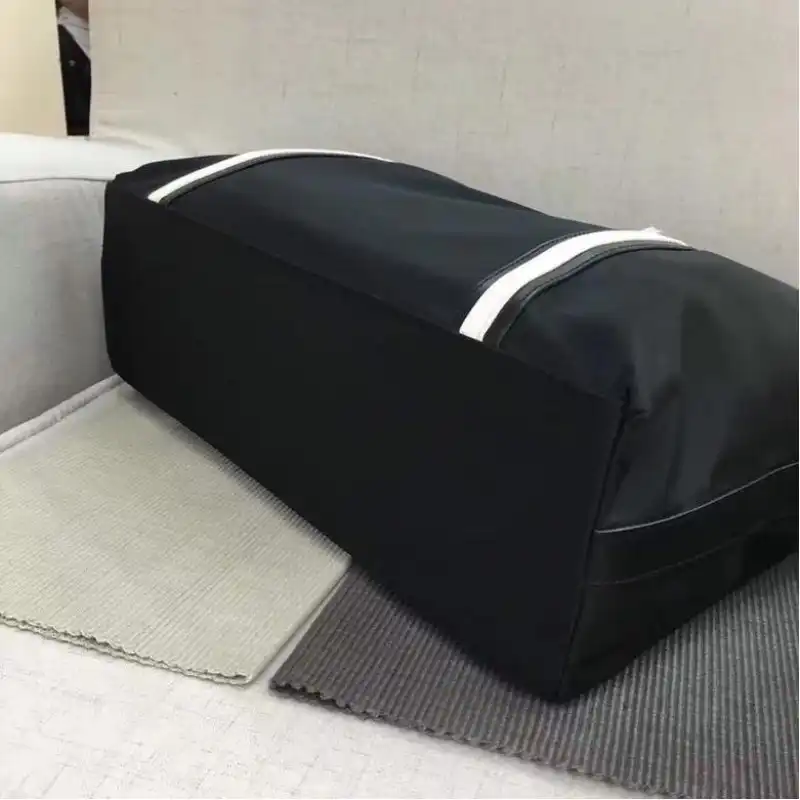 Pra*a bags 1917m0093