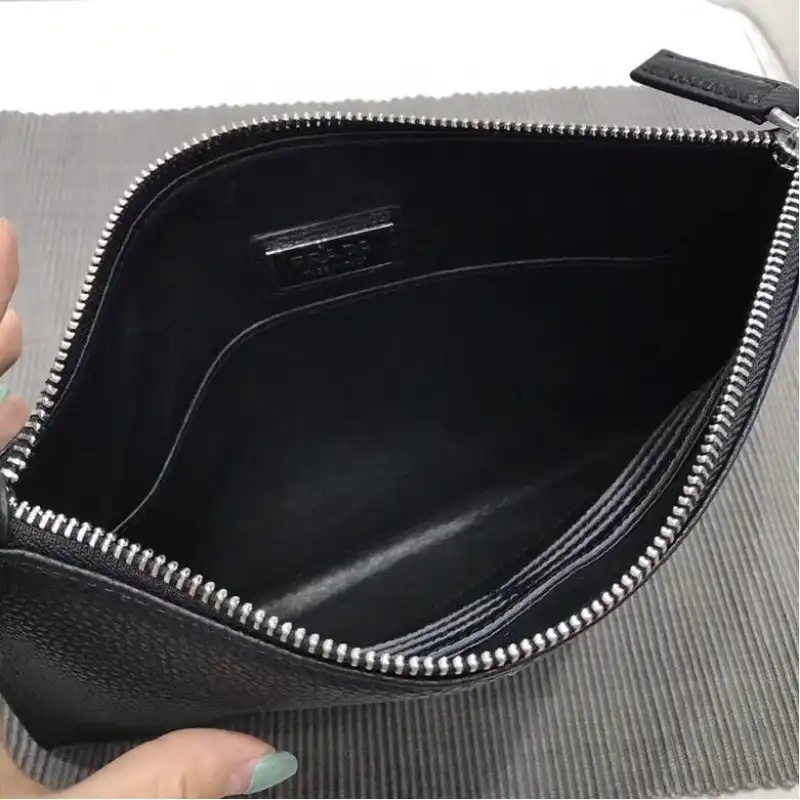 Pra*a bags 1917m0106