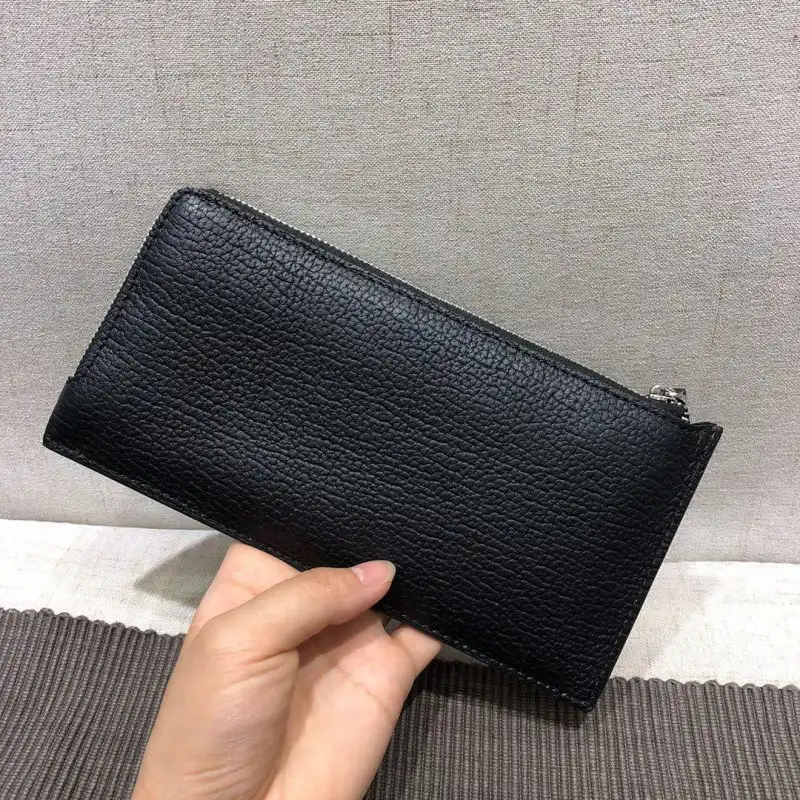 Pra*a bags 1917m0108