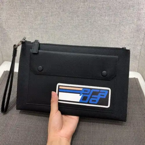 Pra*a bags 1917m0092