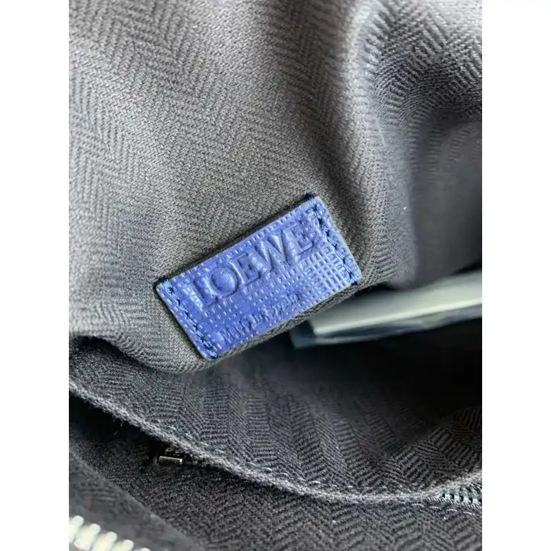 L0ew* bags 19loe0119