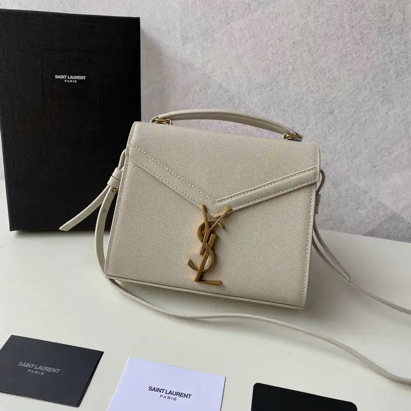 Y*L bags 2010b570023