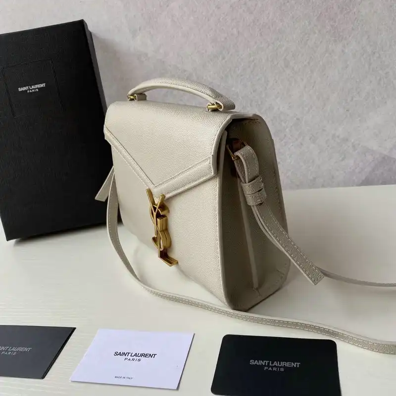 Y*L bags 2010b570023