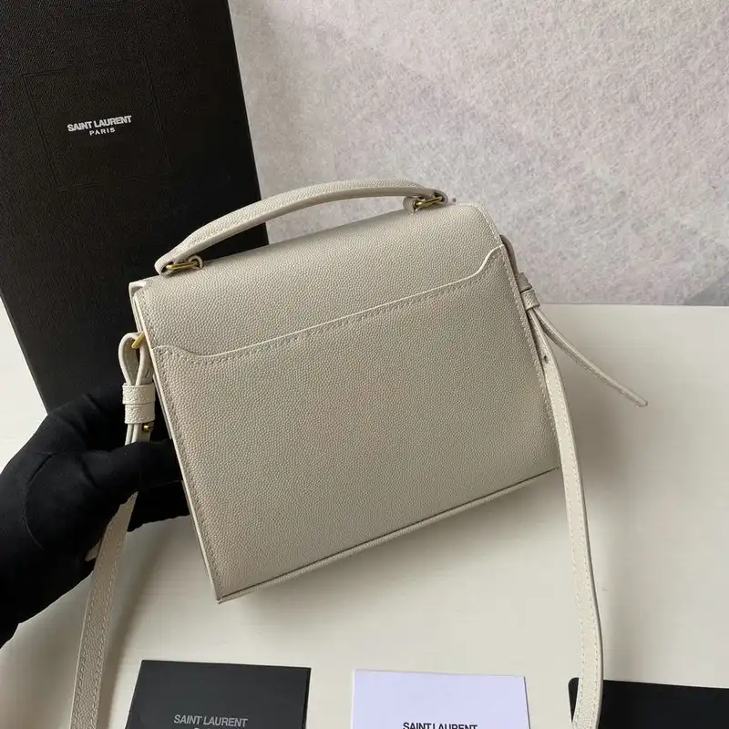 Y*L bags 2010b570023