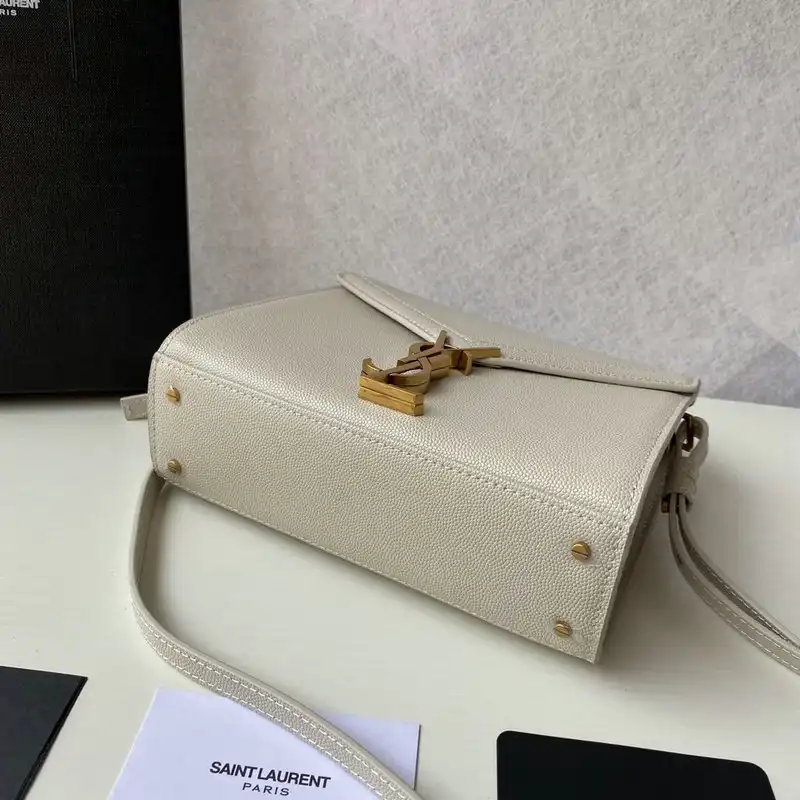 Y*L bags 2010b570023