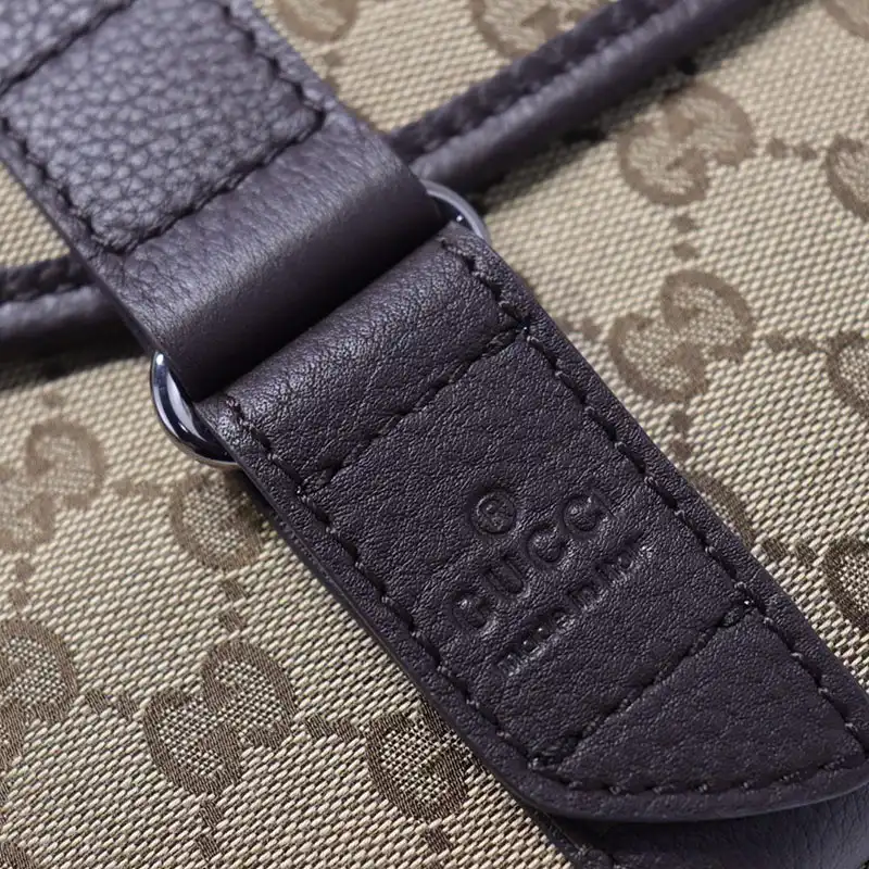 G*u*i crossbody bag 19gm0057