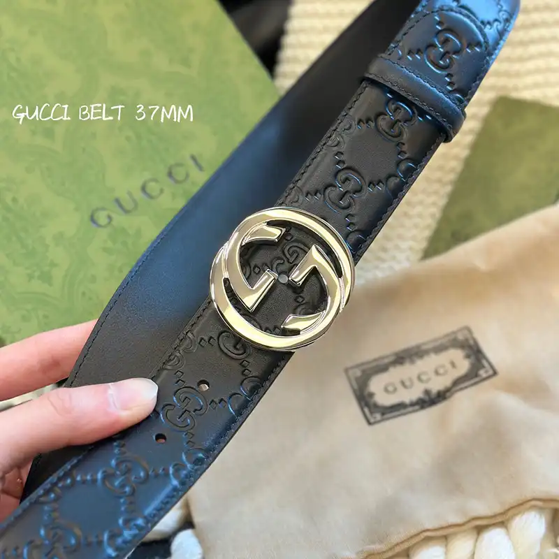 G*u*i belts 2407xf0025