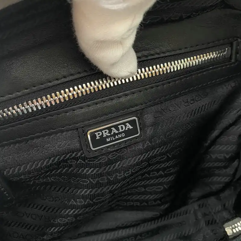 Pra*a bags 206b570124