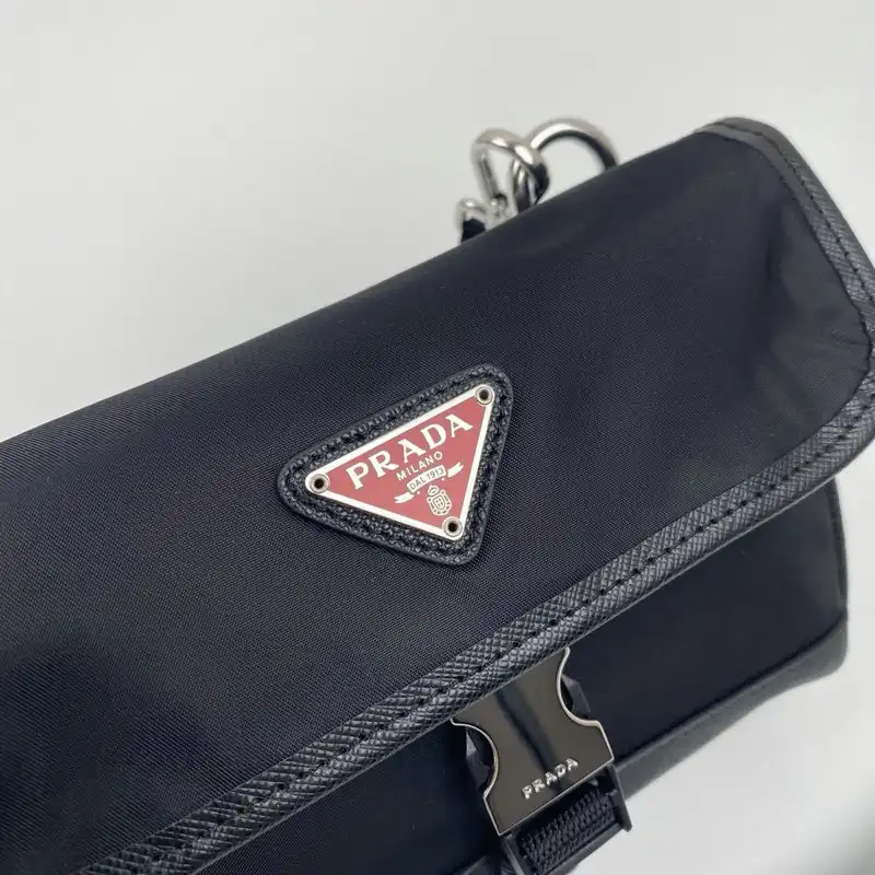 Pra*a bags 206b570133