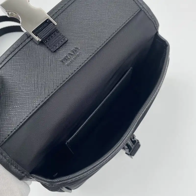 Pra*a bags 206b570133