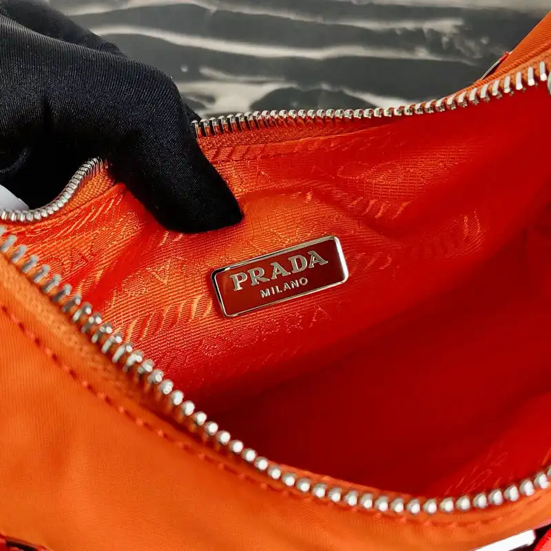 Pra*a bags 206fy0045