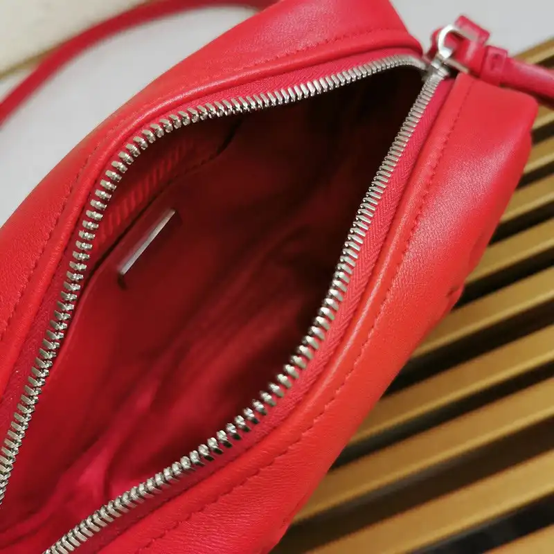 Pra*a bags 20b570154