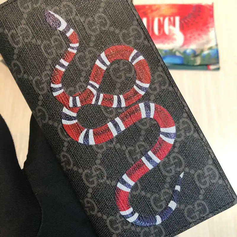 G*u*i bags 20guc0071