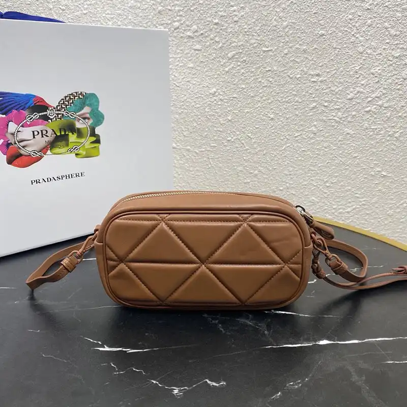 Pra*a bags 204b570044