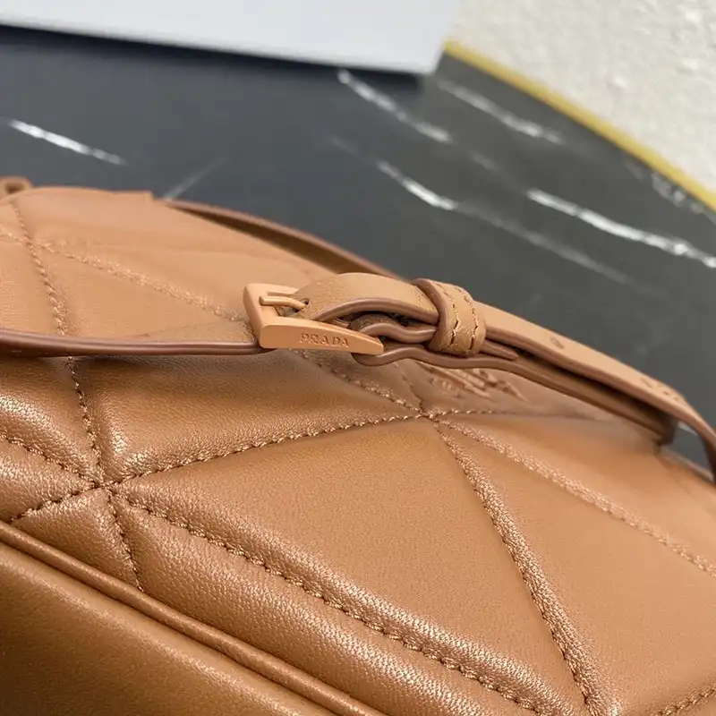 Pra*a bags 204b570044