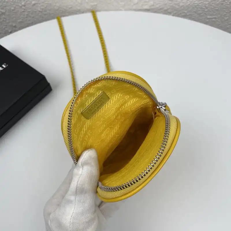 Pra*a bags 204b570050