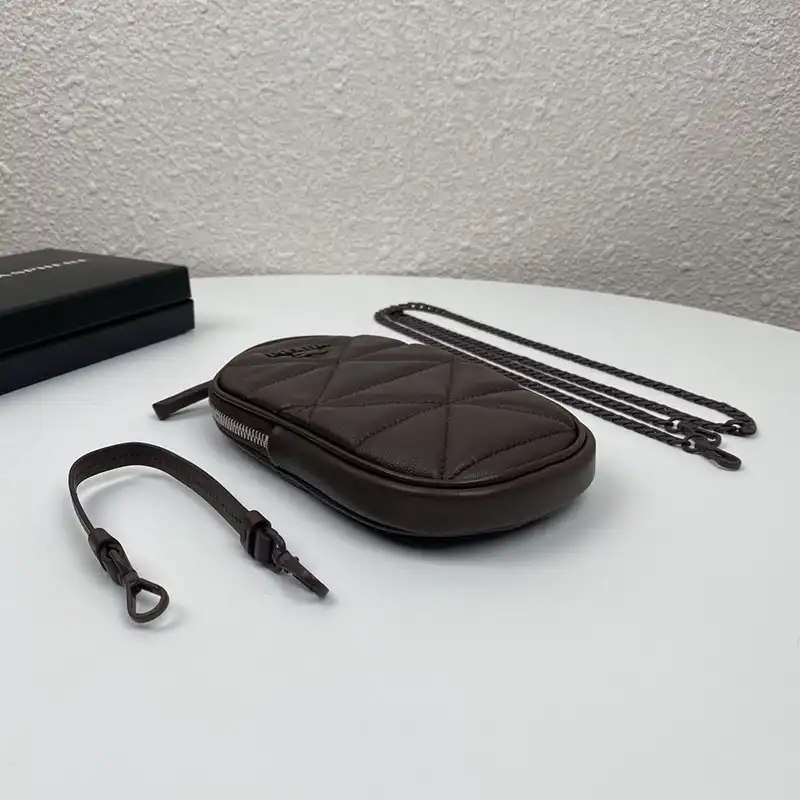 Pra*a bags 204b570053