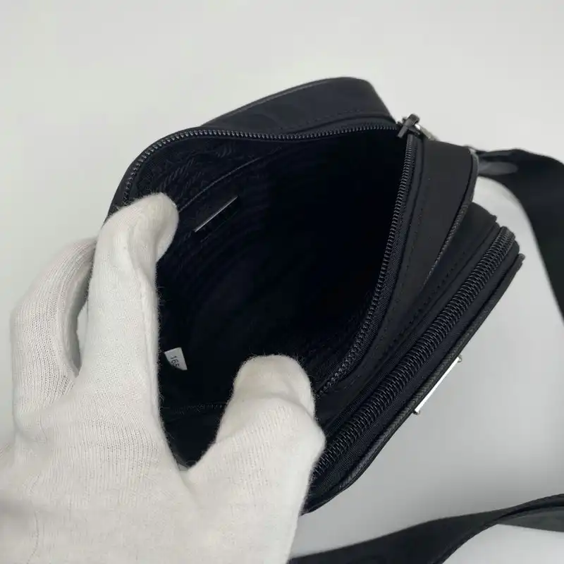 Pra*a bags 2101sh0032