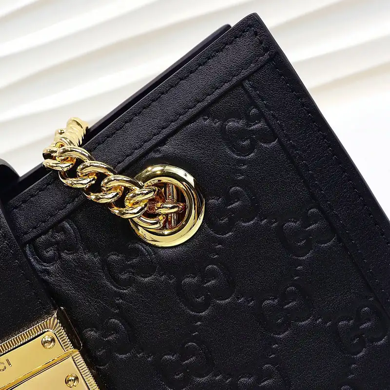 G*u*i bags 2104dj0027