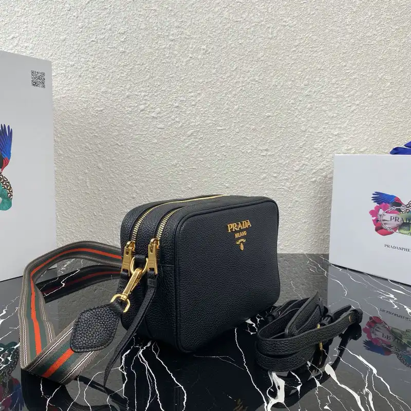 Pra*a bags 2104dj0037