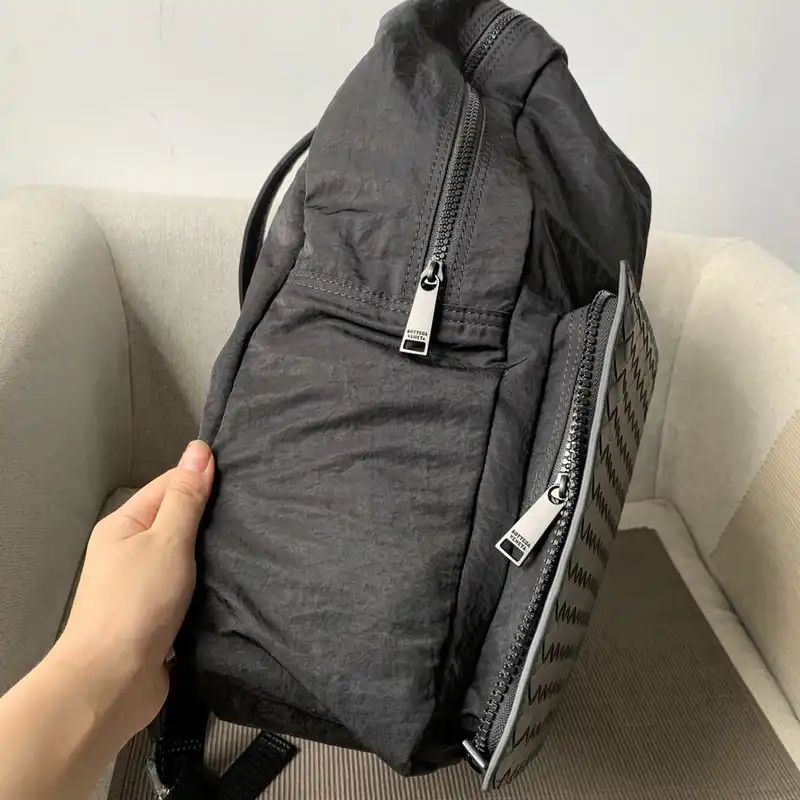 bo*te*ga Ve*ne*ta bags 2104dj0108