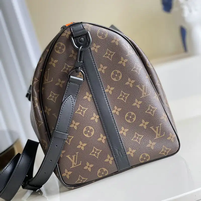 LV Bags 2106DJ0025