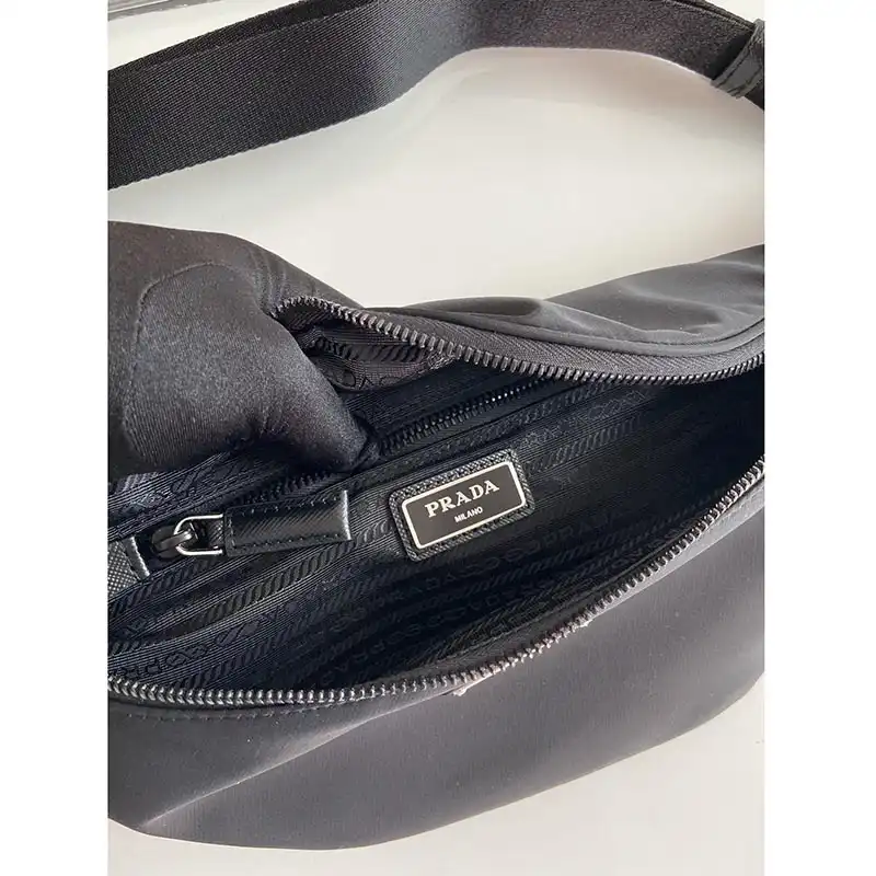 Pra*a bags 2107ya0014