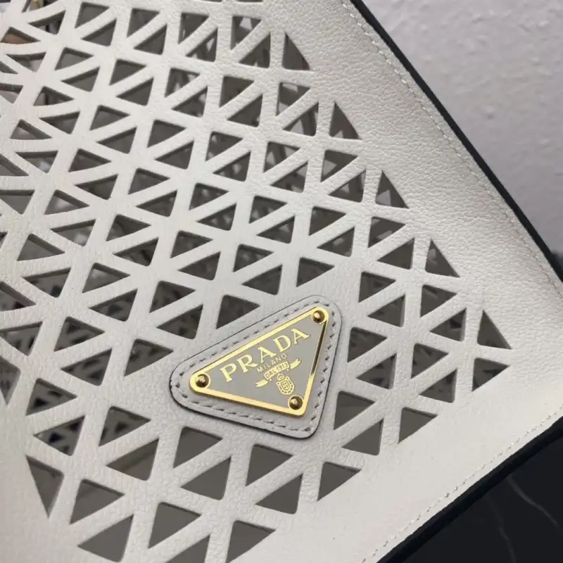 Pra*a s bags 2108dj0004