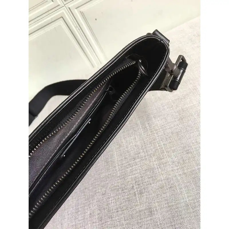 bo*te*ga Ve*ne*ta bag 2108sf0134