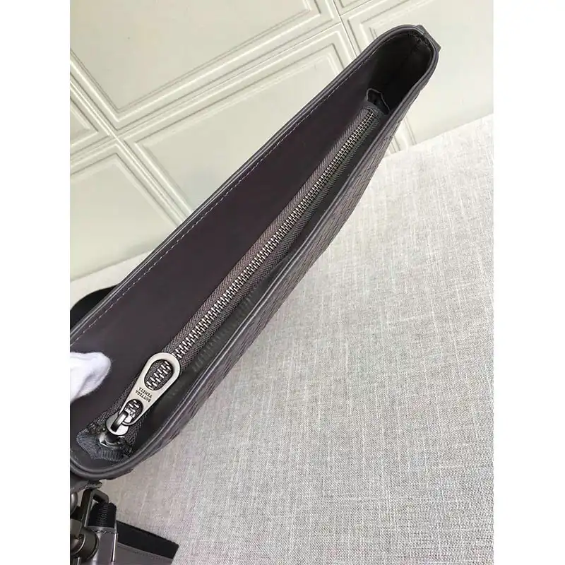 bo*te*ga Ve*ne*ta bag 2108sf0137