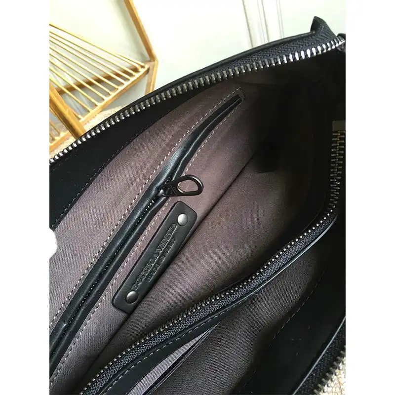 bo*te*ga Ve*ne*ta bag 2108sf0159