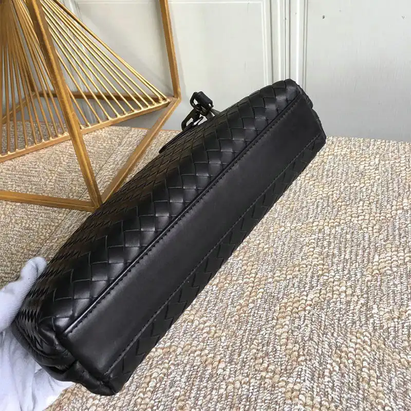 bo*te*ga Ve*ne*ta bag 2108sf0160